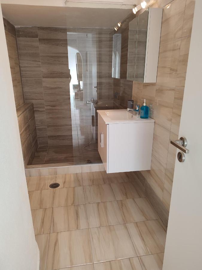 Mia Casa Apartment เนาซา ภายนอก รูปภาพ