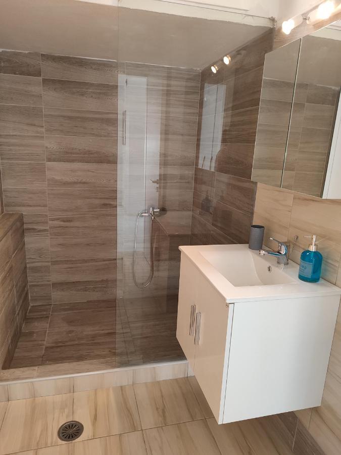 Mia Casa Apartment เนาซา ภายนอก รูปภาพ